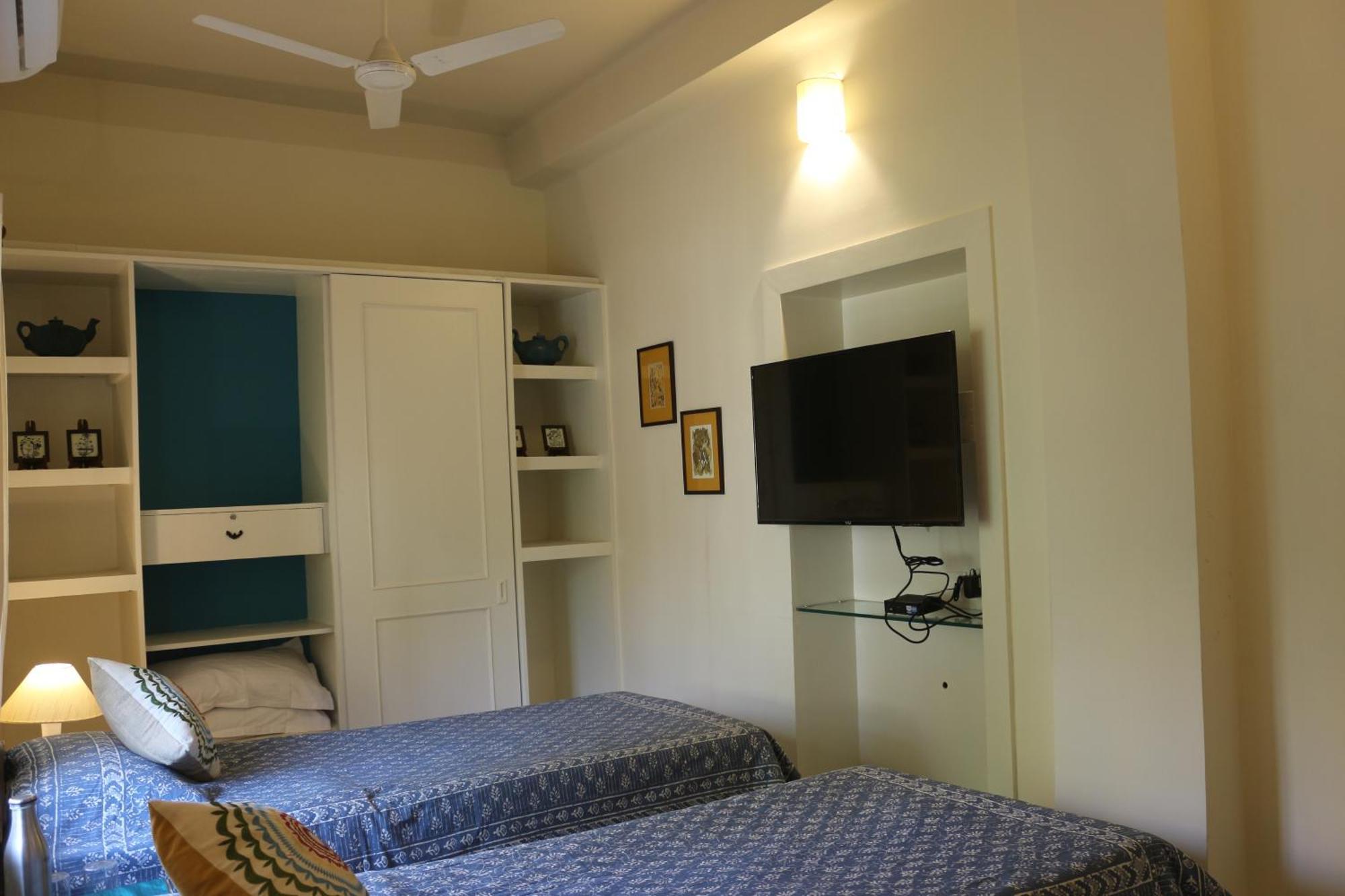 5/4 - Calcutta'S Freshest Bnb Exteriör bild