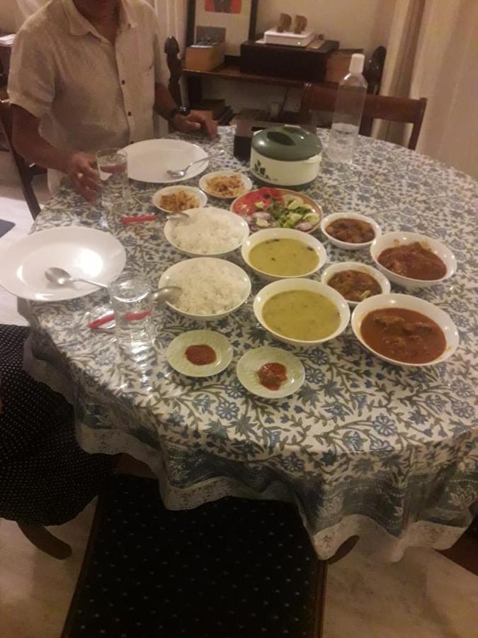 5/4 - Calcutta'S Freshest Bnb Exteriör bild